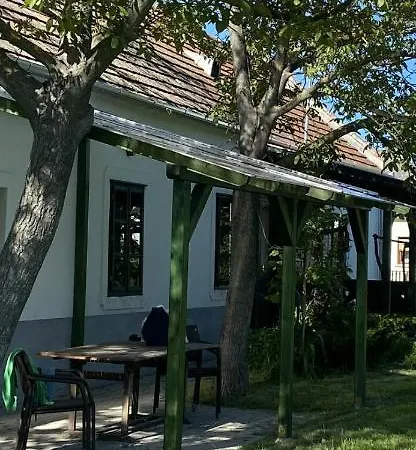 Authentic Hébergement de vacances *